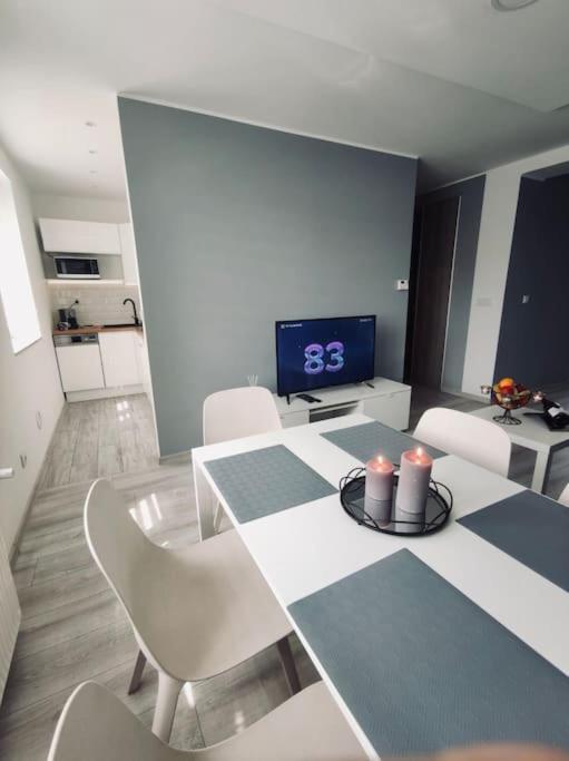 Apartament Poniatowskiego Z Parkingiem 글리비체 외부 사진